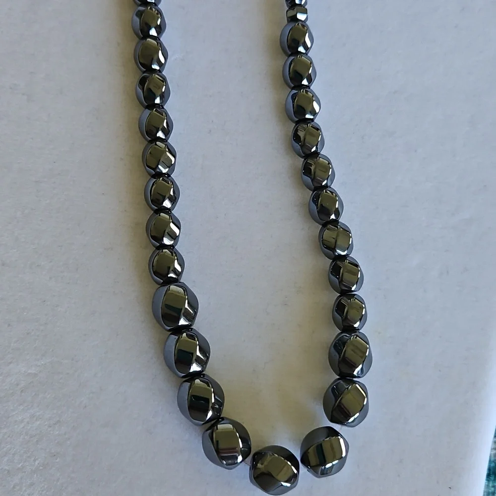 Hematite Beaded Necklace - Picture 5 of 5